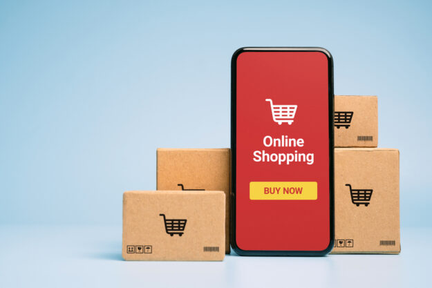 Concept,Online,Sopping.,Boxes,And,Shopping,Bag,With,Smartphone,Online Limited Business Experience? 10 Tips To Build A Successful E-Commerce Site